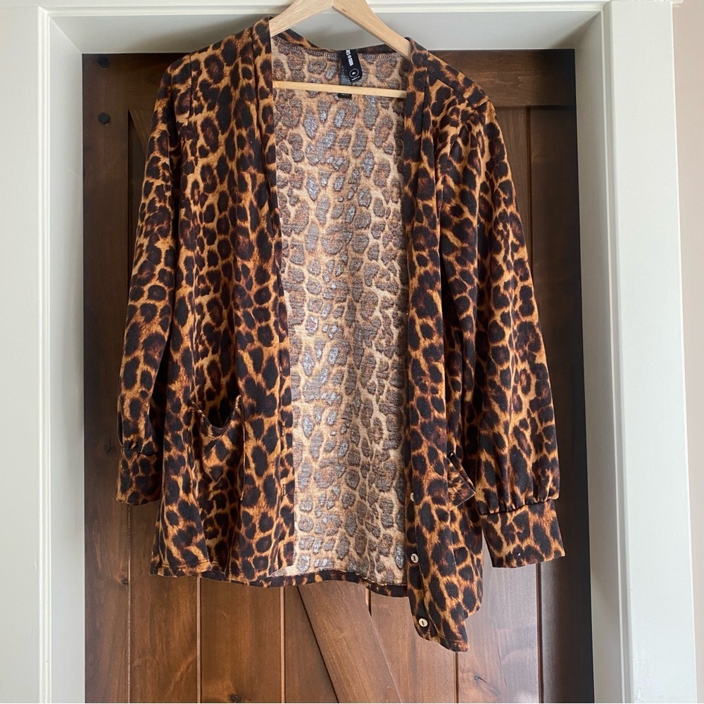 Agnes & Dora Women’s Leopard Print Brown Black Cardigan Puff Sleeves Size Medium